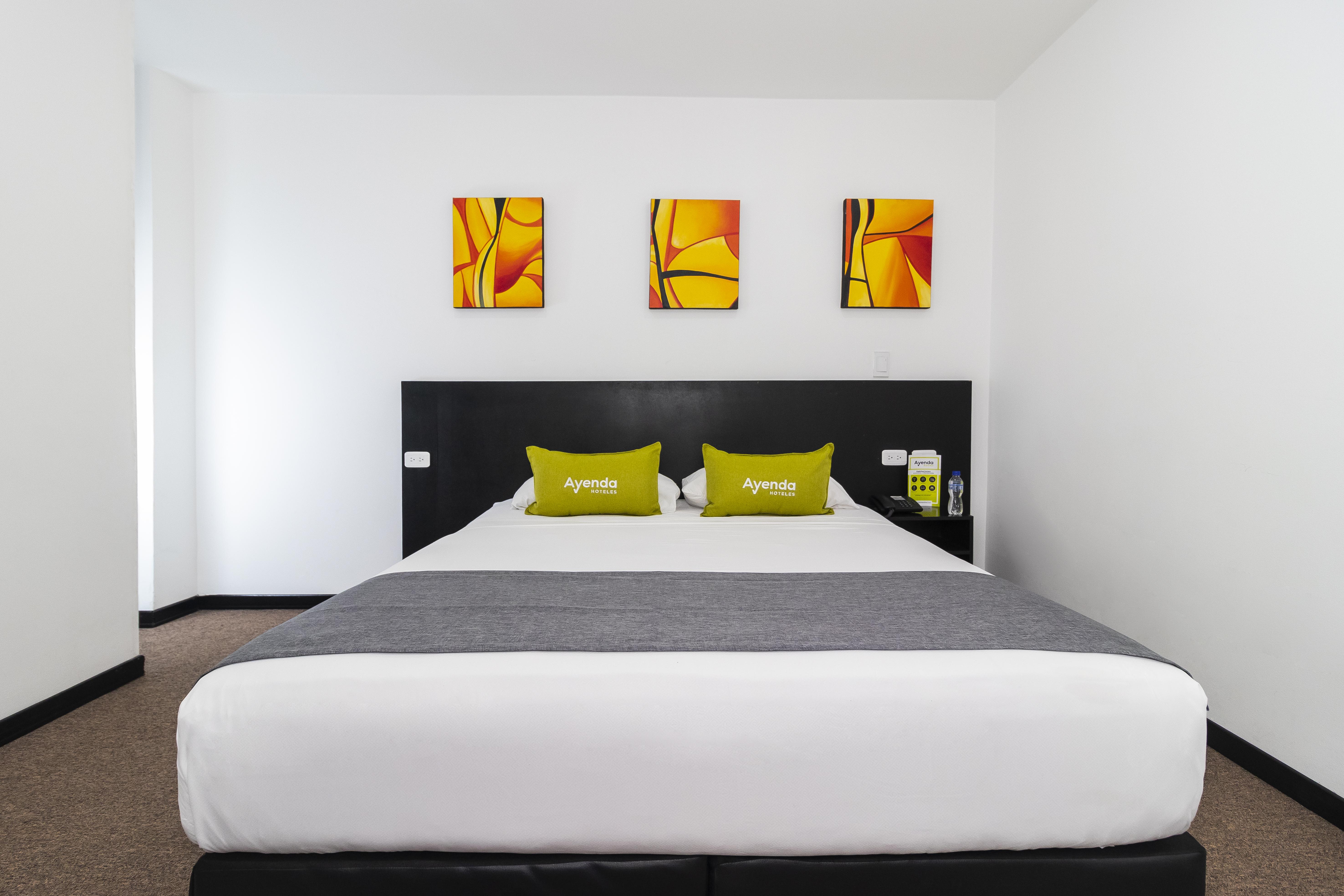 Ayenda 1063 Golden Hotel Bogota Ngoại thất bức ảnh