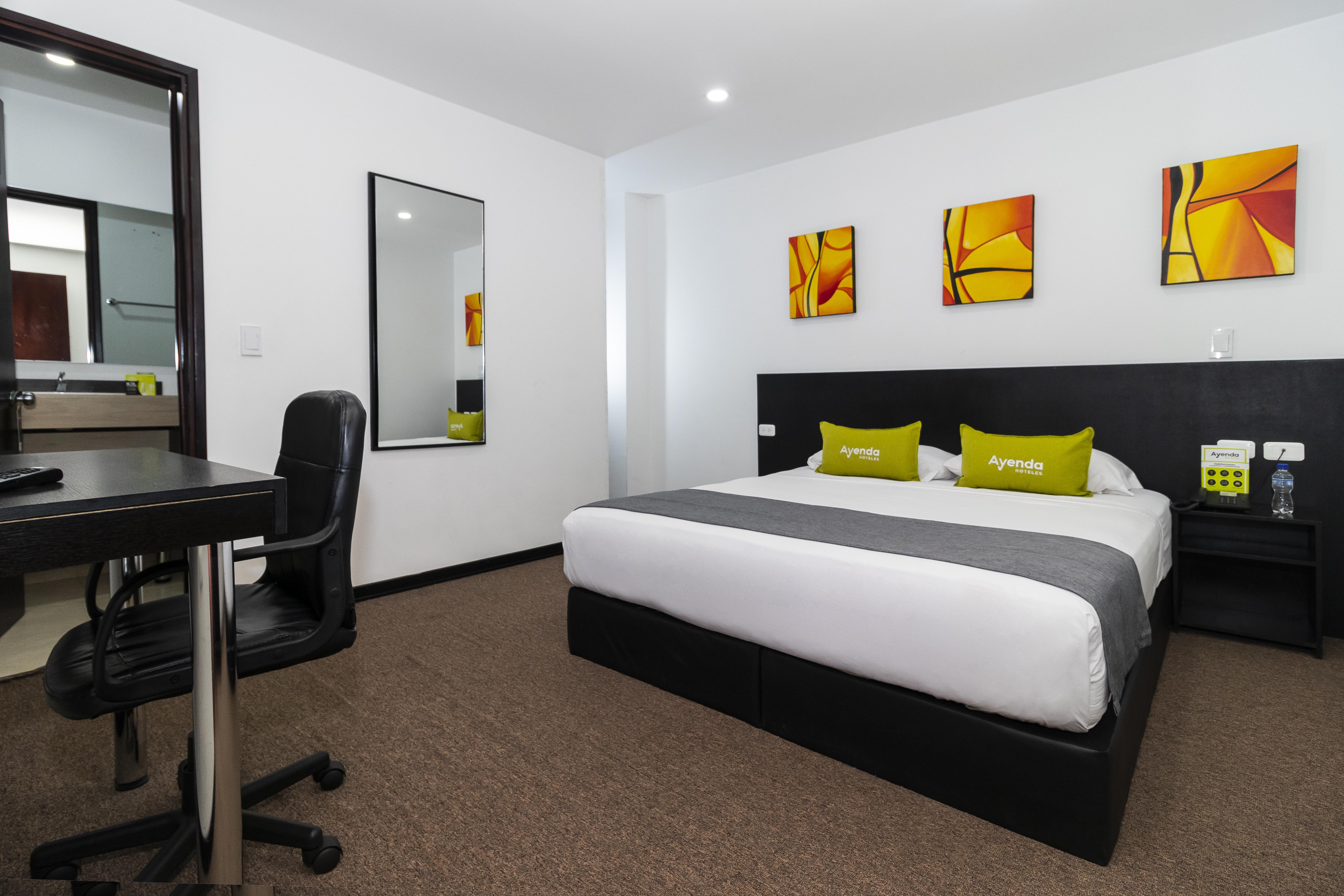 Ayenda 1063 Golden Hotel Bogota Ngoại thất bức ảnh