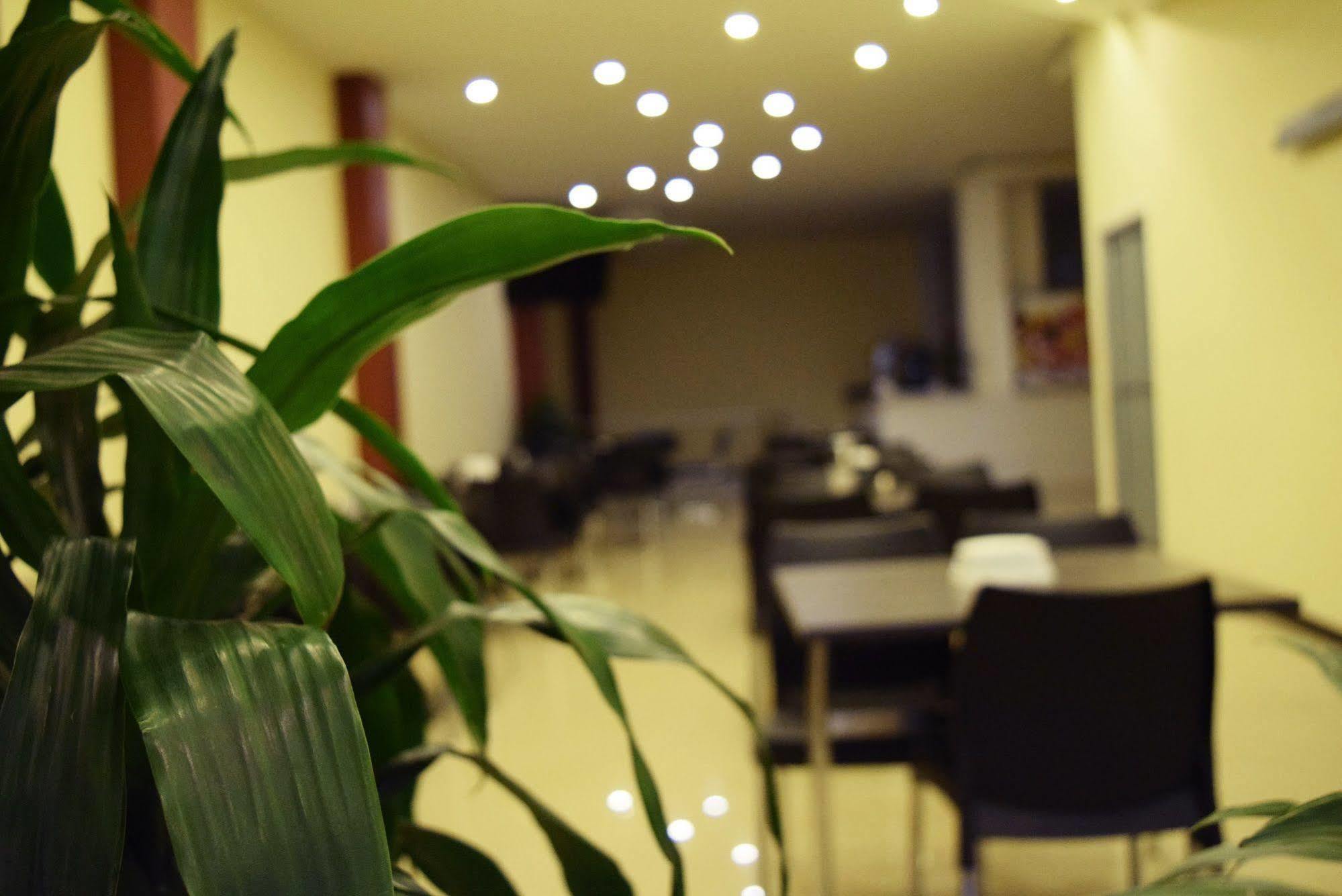 Ayenda 1063 Golden Hotel Bogota Ngoại thất bức ảnh