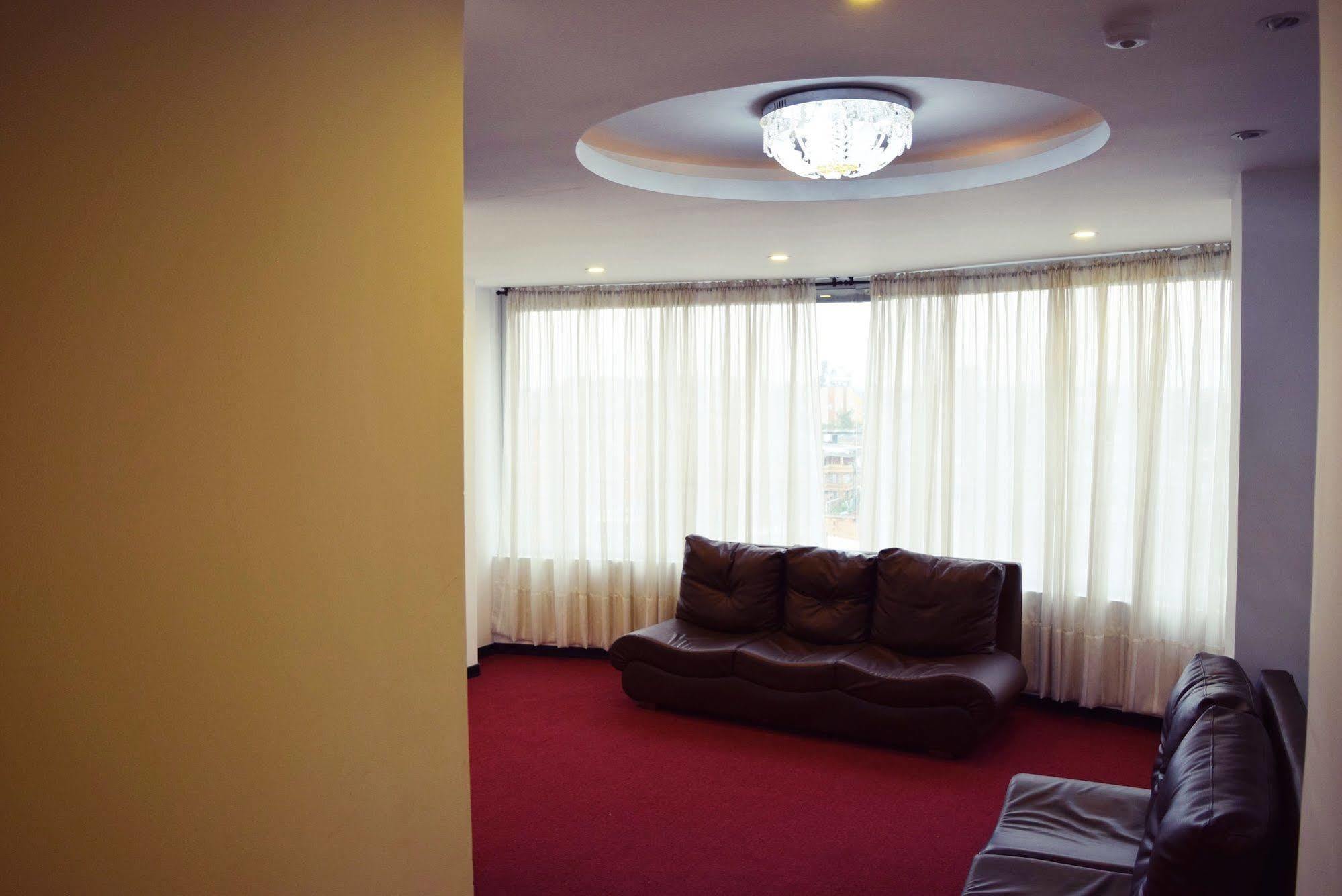 Ayenda 1063 Golden Hotel Bogota Ngoại thất bức ảnh