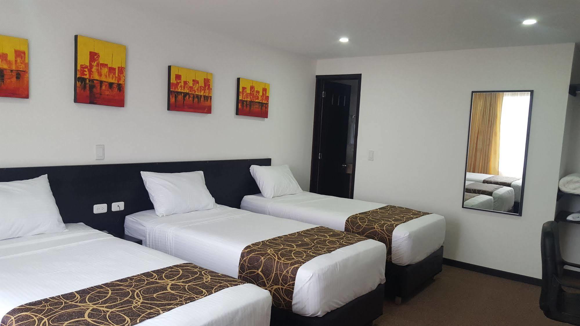 Ayenda 1063 Golden Hotel Bogota Ngoại thất bức ảnh