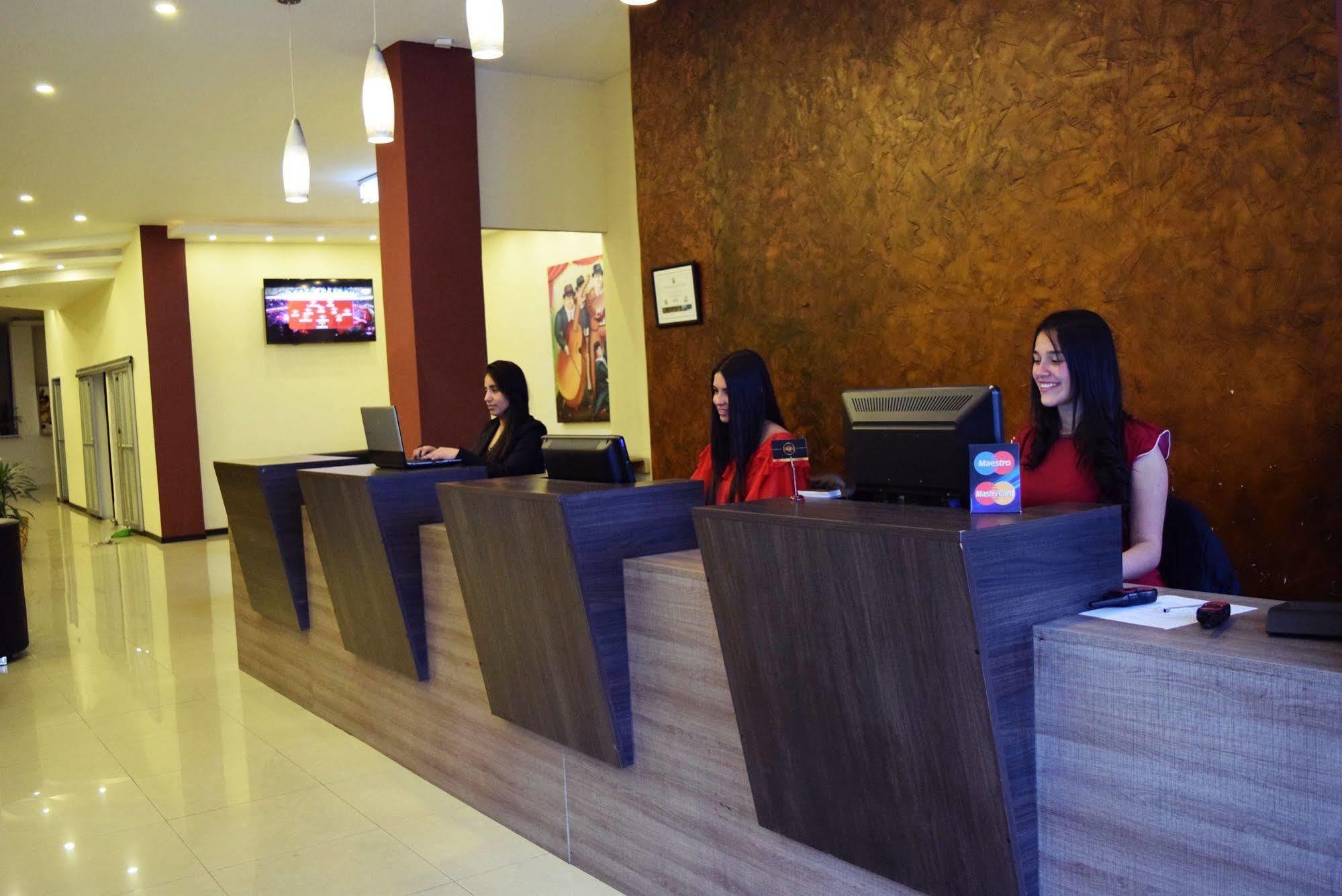 Ayenda 1063 Golden Hotel Bogota Ngoại thất bức ảnh